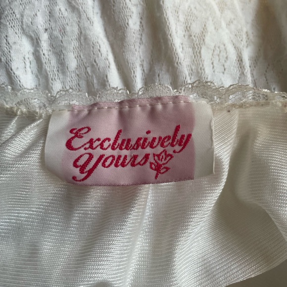 Vintage Exclusively‎ Yours Lace Trim & Lace Waist Chemise - Picture 7 of 7